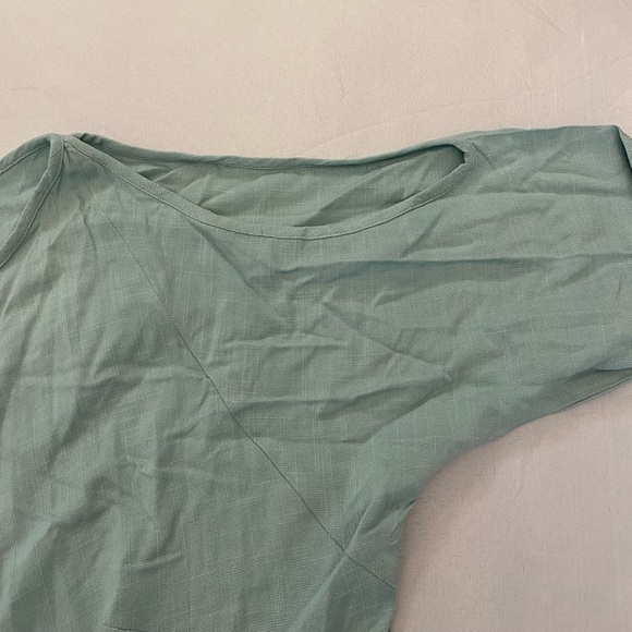 FREE PEOPLE Rayon Cold Shoulder Flow Dress/Tunic, Size Small. - Picture 4 of 7